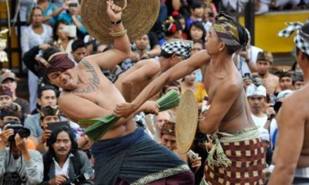 Tradisi Unik Masyarakat Indonesia Dari Berbagai Daerah