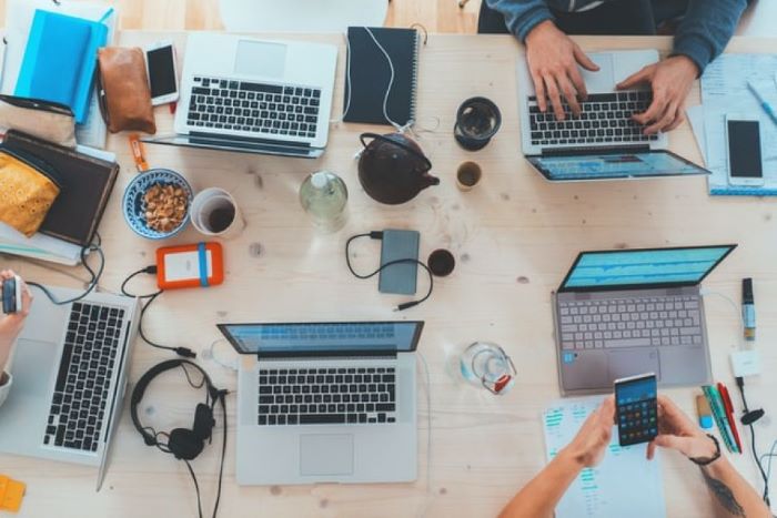 Manfaat Teknologi Digital Dalam Meningkatkan Produktivitas