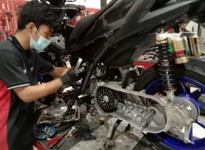 Perawatan Rutin Motor Agar Tetap Irit Dan Tahan Lama